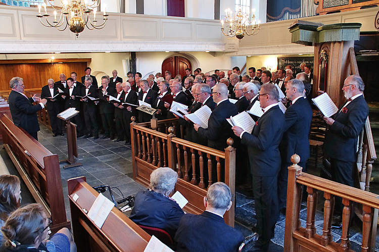 25 jaar Waarder helpt Roemenië met zangavond van Conforza_30